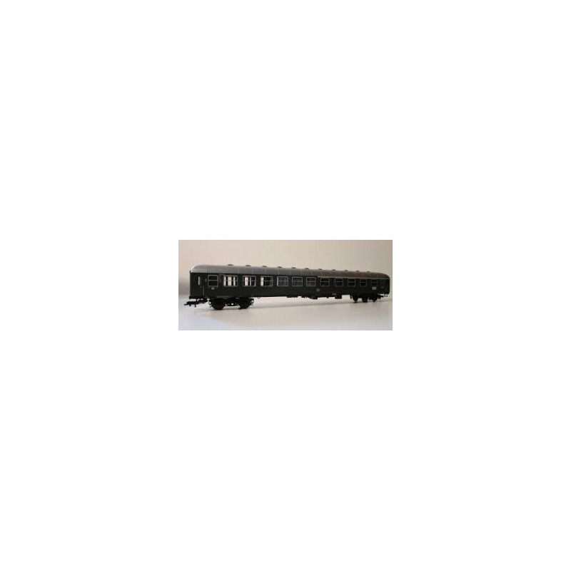 Wagon pasażerski DB AB4üm-63, skala H0 (1:87), model redukcyjny.