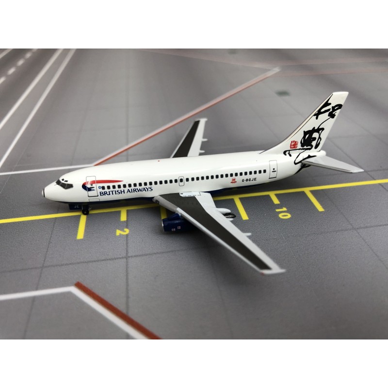 Model redukcyjny Boeing 737-200, skala 1:400, Aviation400. Malowanie British Airways.