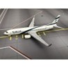 Model samolotu Boeing 737-800, skala 1/400, Aviation400. Malowanie linii El Al Israel Airlines, numer rejestracyjny 4X-EKP.