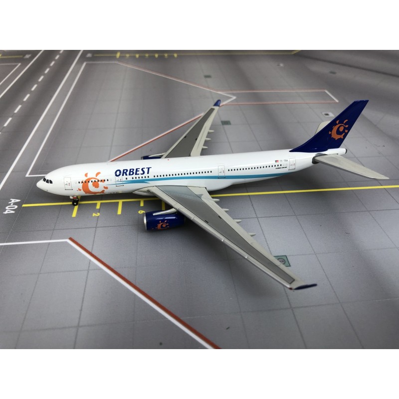 Airbus A330-200, skala 1:400, Phoenix Models. Malowanie Orbest, szczegółowy model.