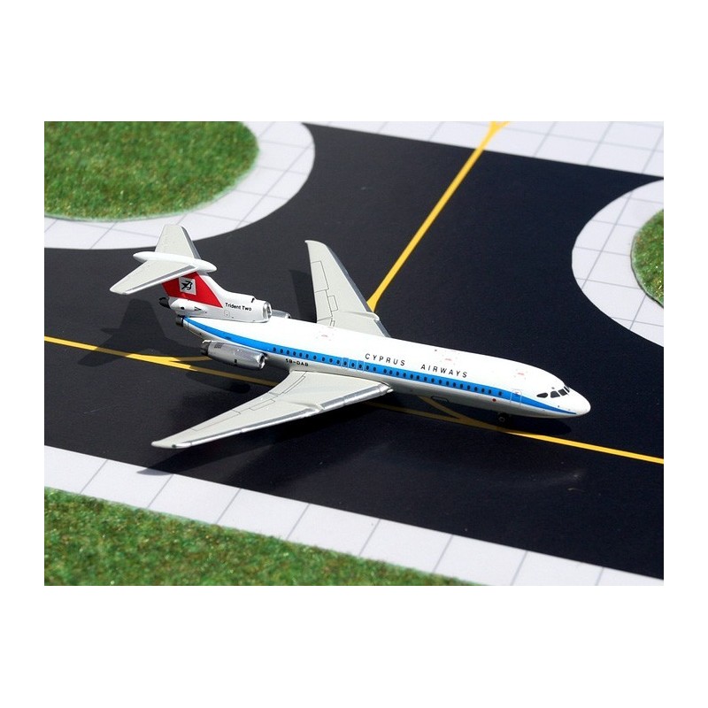 Model samolotu Hawker-Siddeley Trident 2E, skala 1:400, GeminiJets. Malowanie linii Cyprus Airways.